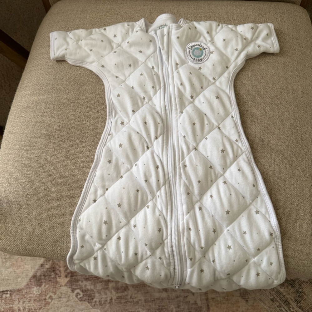 Dreamland baby sleep sack size small